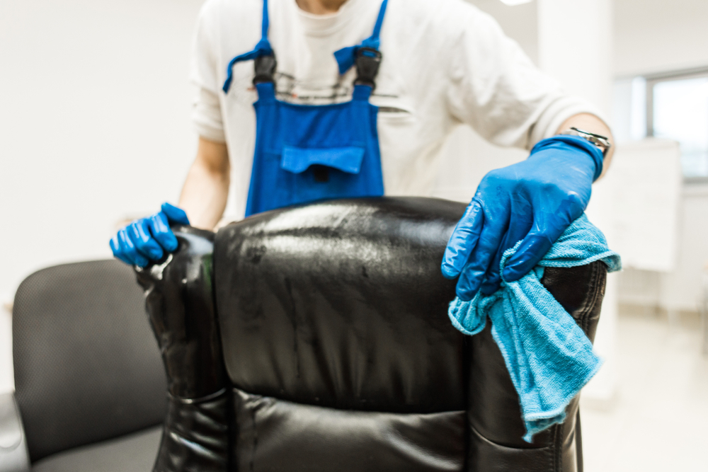 Clean Headrest On Leather Chair